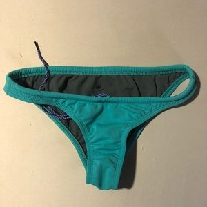 JOLYN EUROPE BOTTOMS SEAFOAM COLOR SIZE MEDIUM